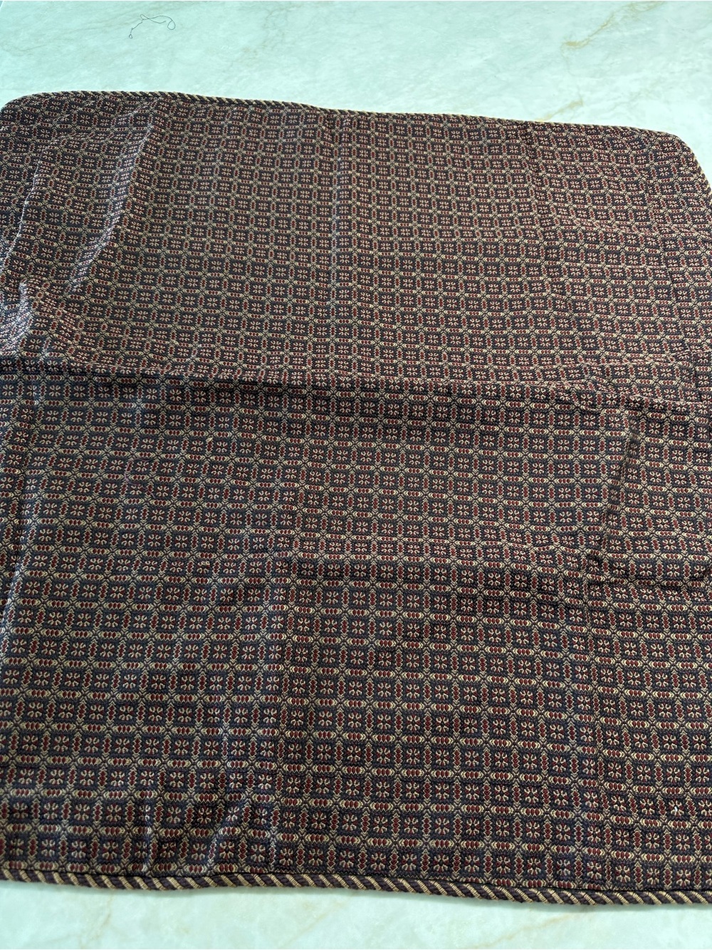 2 New Cushion Covers - Picture 2 of 6